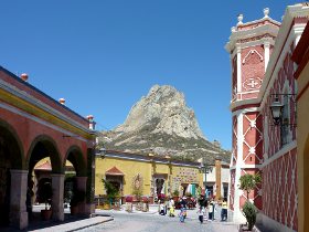 Pea de Bernal und El Castillo